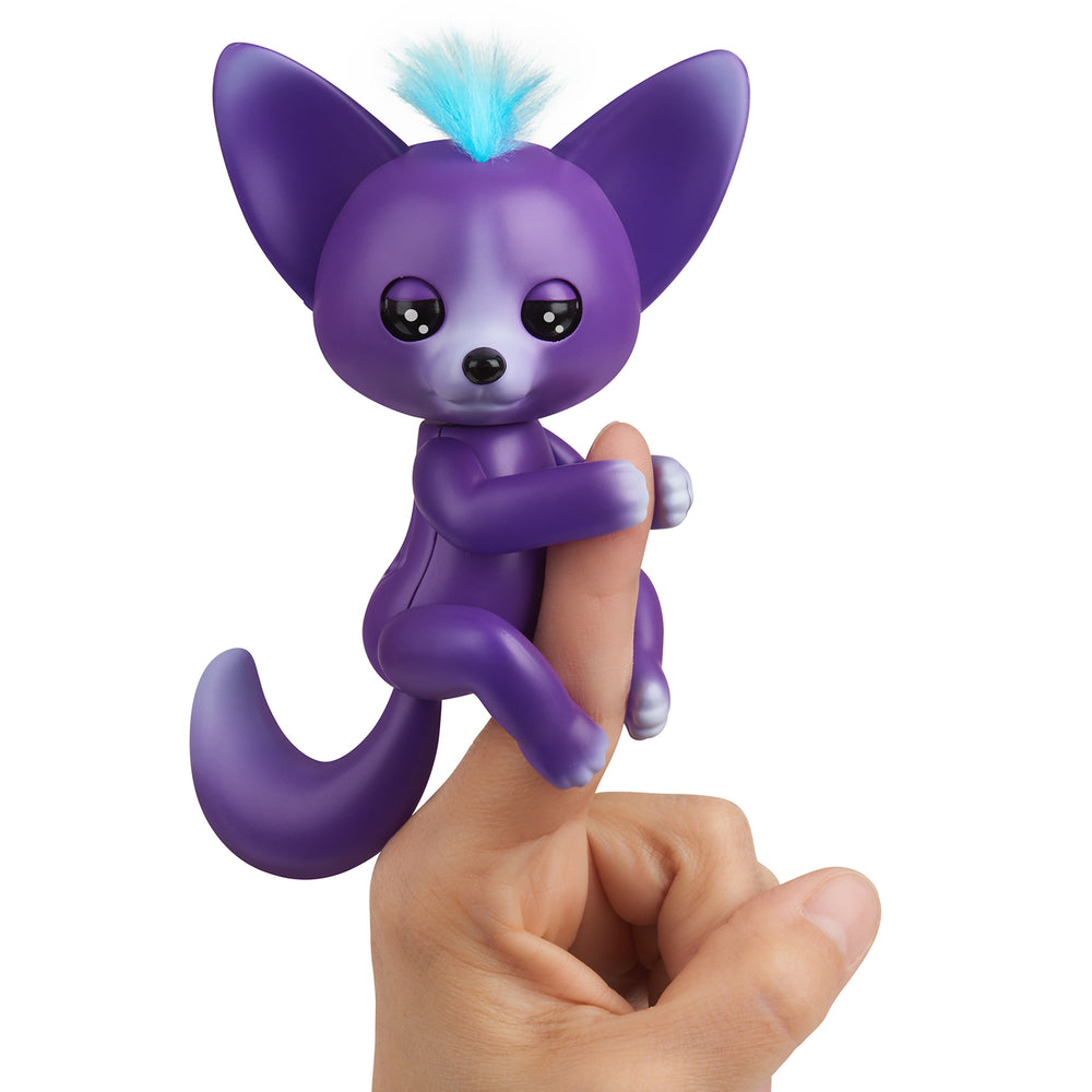 Fingerlings - Interactive Baby Fox - Sarah (Purple & Blue) – Shop WowWee